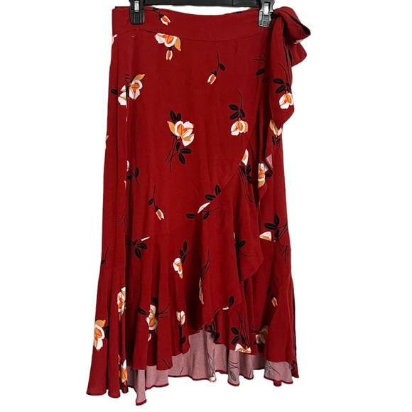 Free People Dresses & Skirts - EUC | Free People | Floral Wrap Skirt | Size 10